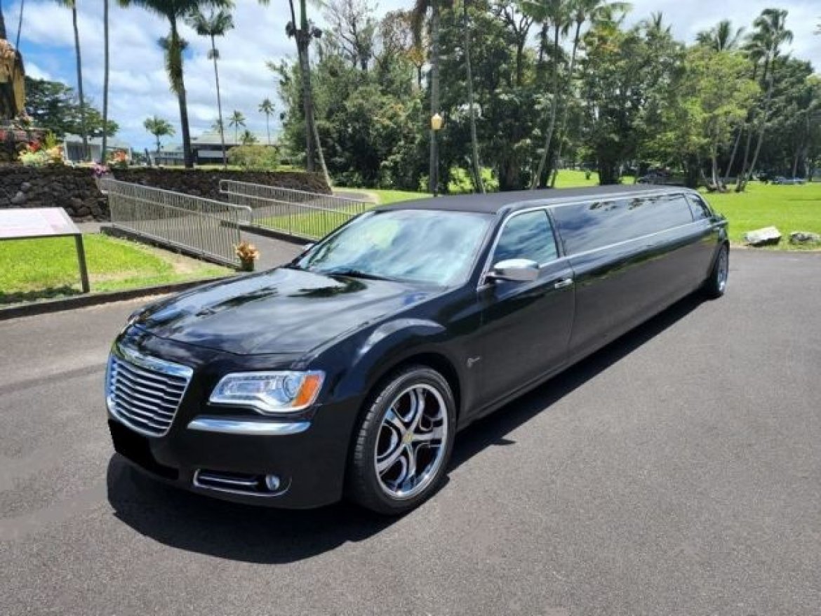 Limousine for sale: 2012 Chrysler 300 by SPV