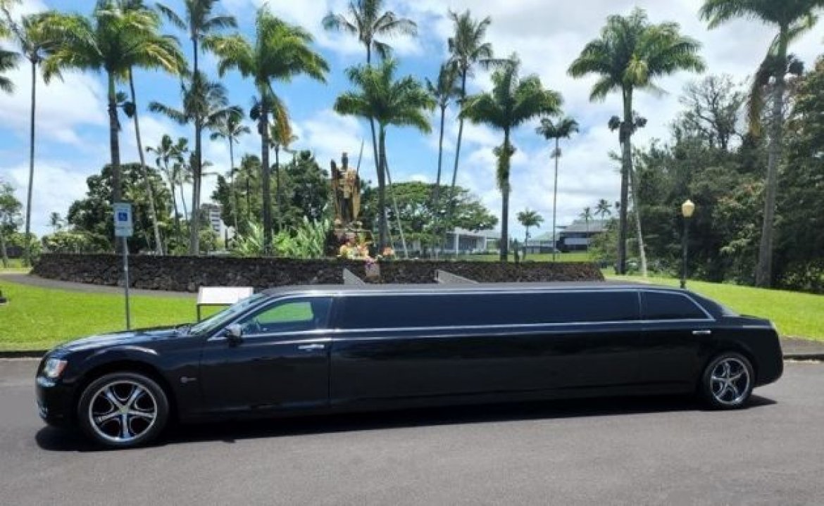 Photo of Limousine for sale: 2012 Chrysler 300 by SPV