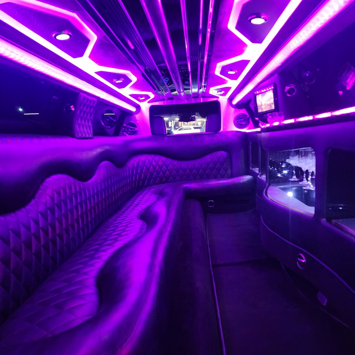 Photo of Limousine for sale: 2012 Chrysler 300 by SPV