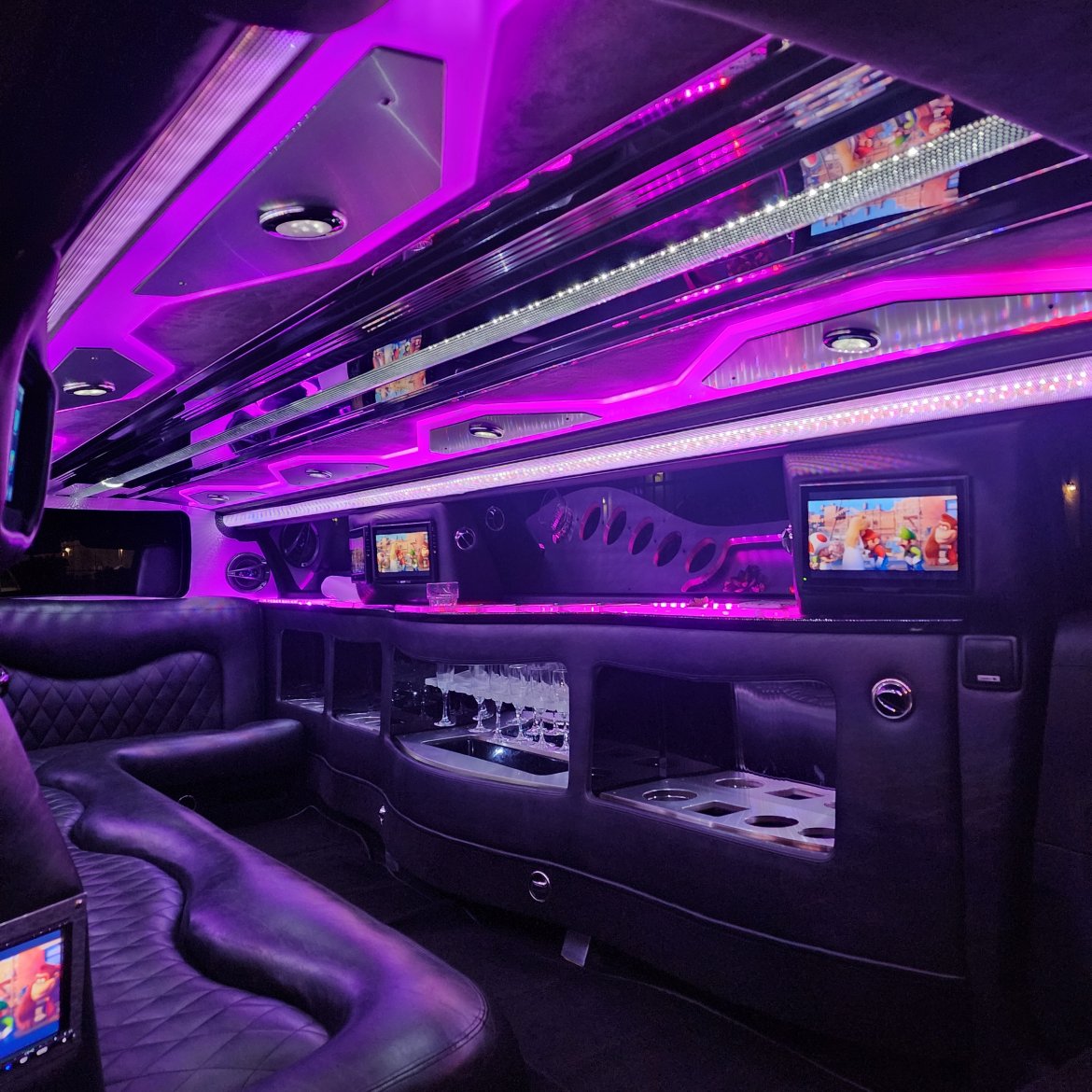 Photo of Limousine for sale: 2012 Chrysler 300 by SPV