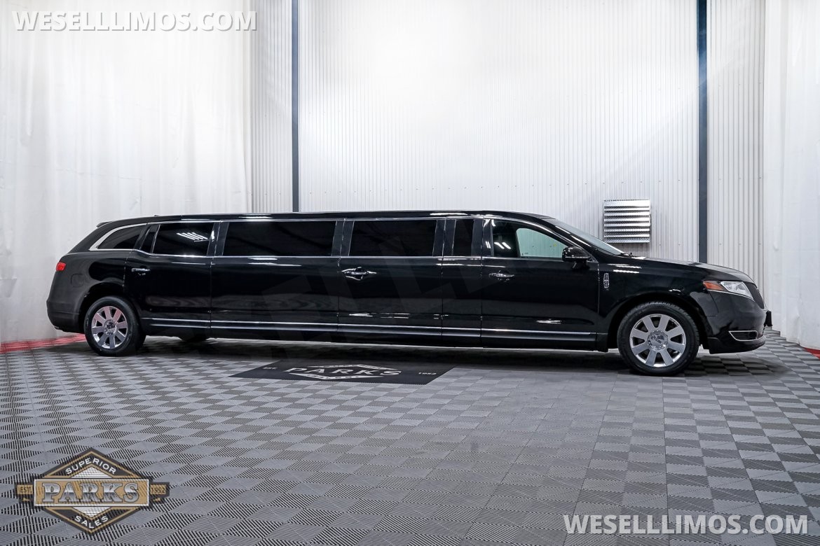 Limousine for Sale in Somers, CT - Photo 3