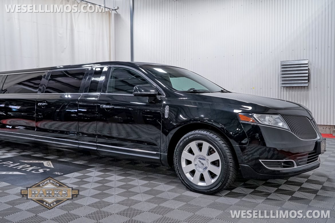 Limousine for Sale in Somers, CT - Photo 5
