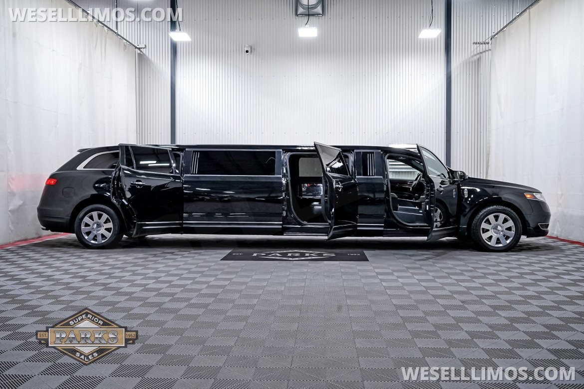 Limousine for Sale in Somers, CT - Photo 9