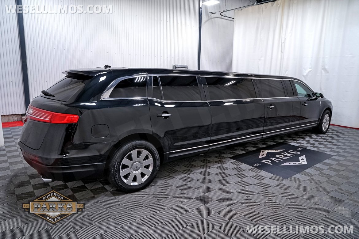 Limousine for Sale in Somers, CT - Photo 12