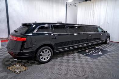 2014 Royale Lincoln MKT Limousine