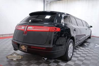 2014 Royale Lincoln MKT Limousine