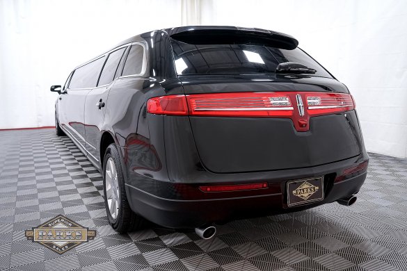 2014 Royale Lincoln MKT Limousine