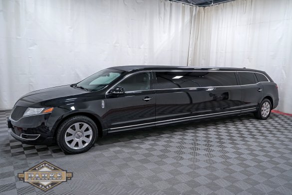 2014 Royale Lincoln MKT Limousine