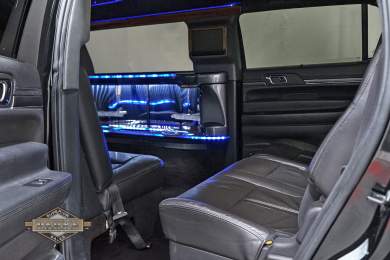 2014 Royale Lincoln MKT Limousine