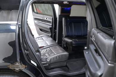 2014 Royale Lincoln MKT Limousine