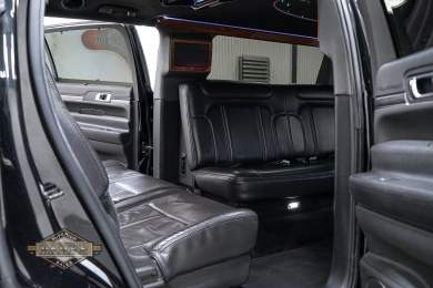 2014 Royale Lincoln MKT Limousine