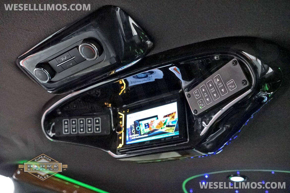 Limousine for Sale in Somers, CT - Photo 47