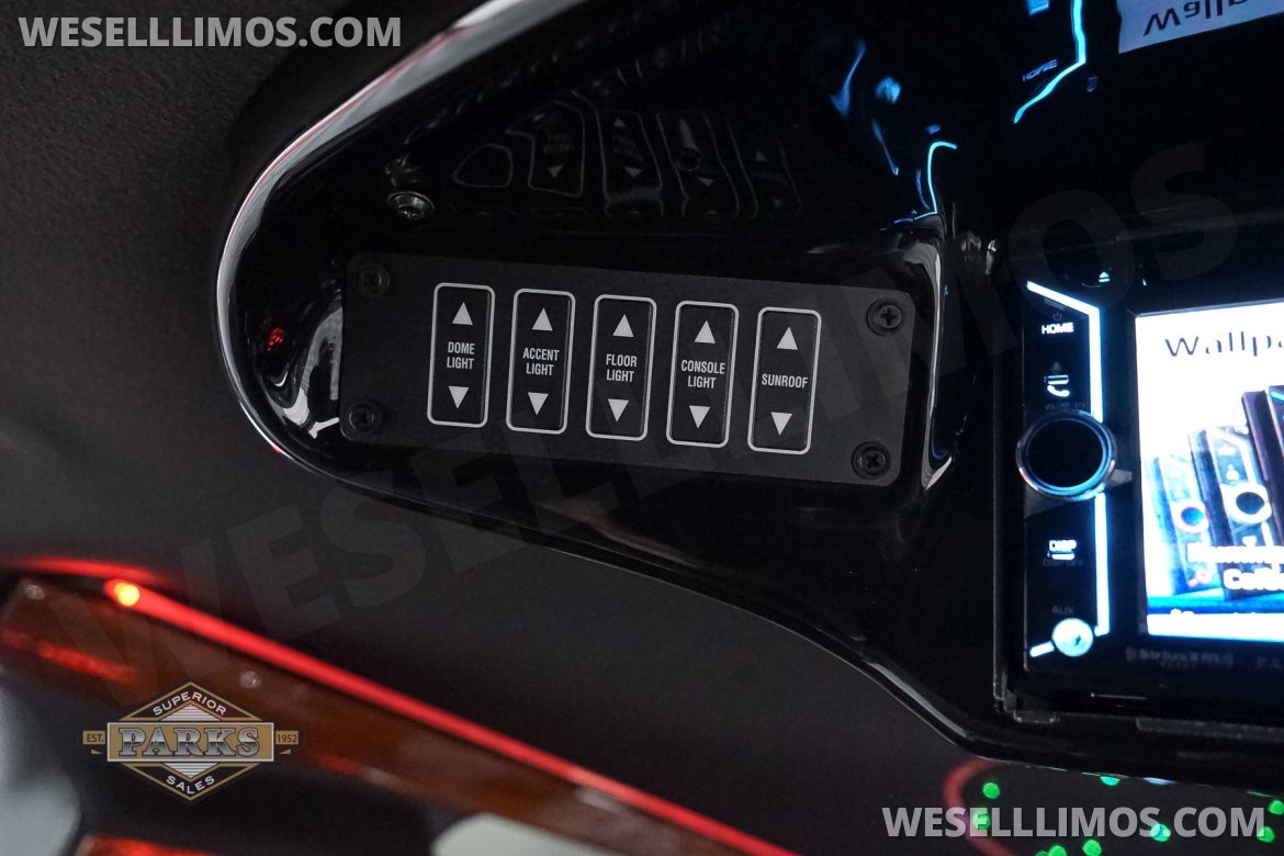 Limousine for Sale in Somers, CT - Photo 48