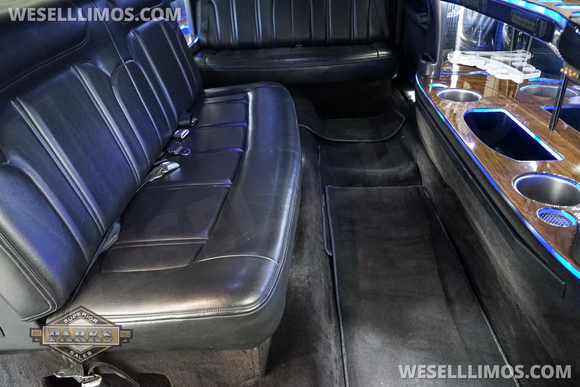 Limousine for Sale in Somers, CT - Photo 90