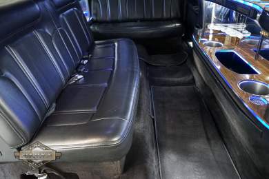 2014 Royale Lincoln MKT Limousine