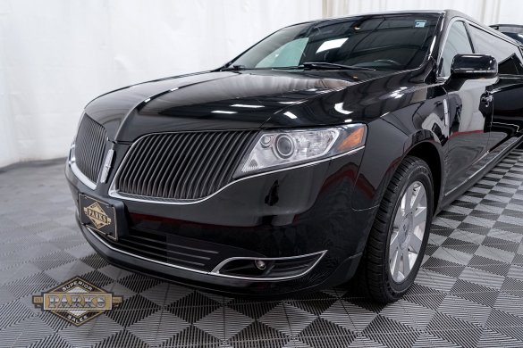 2014 Royale Lincoln MKT Limousine