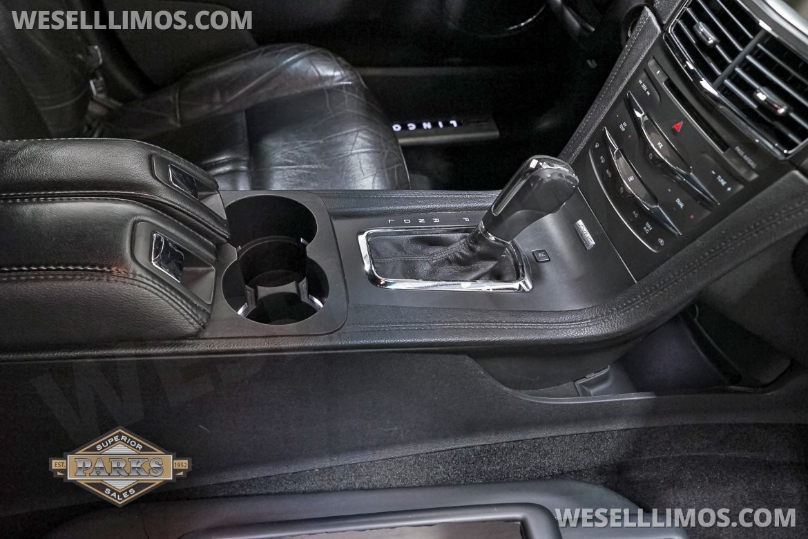 Limousine for Sale in Somers, CT - Photo 98