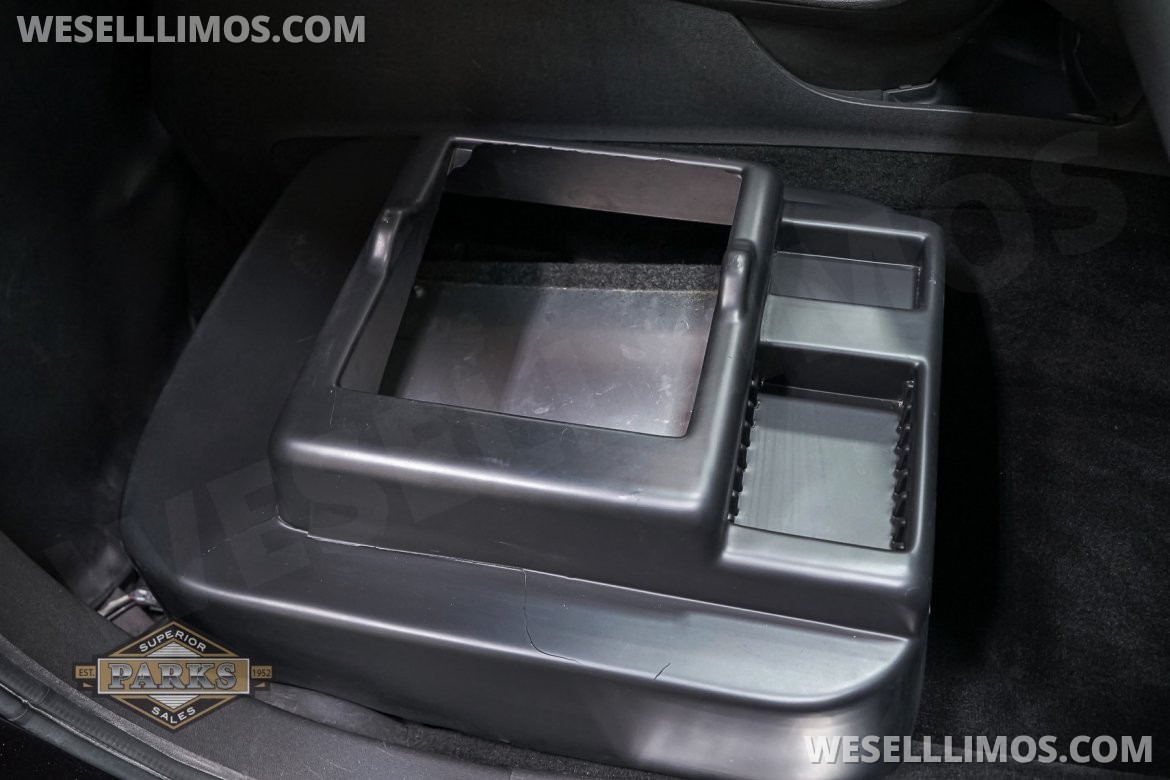 Limousine for Sale in Somers, CT - Photo 100
