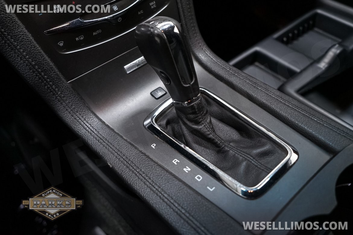 Limousine for Sale in Somers, CT - Photo 115