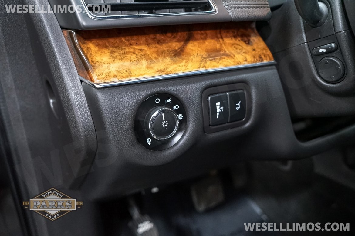 Limousine for Sale in Somers, CT - Photo 123