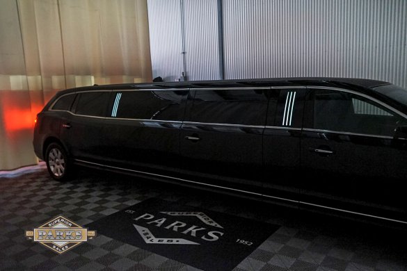 2014 Royale Lincoln MKT Limousine