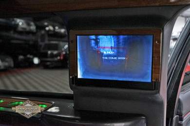 2014 Royale Lincoln MKT Limousine