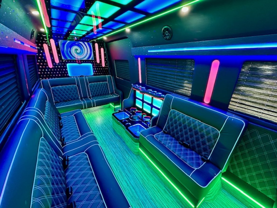 Last 1 2024 Global Motor Coach Mercedes Sprinter 4 Seat Limousine Party Bus's Left.  Ready Now* - Photo 4