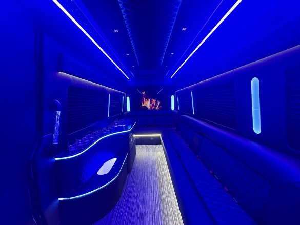 2024 Global Motor Coach Mercedes-Benz Sprinter 3 Seat Limousine Party Bus