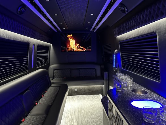 2024 Global Motor Coach Mercedes-Benz Sprinter 3 Seat Limousine Party Bus