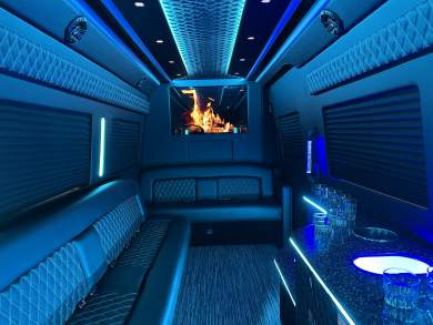 2024 Global Motor Coach Mercedes-Benz Sprinter 3 Seat Limousine Party Bus