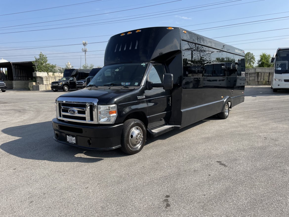 Limo Bus for sale: 2017 Ford E450 by Tiffany Coachbuilders