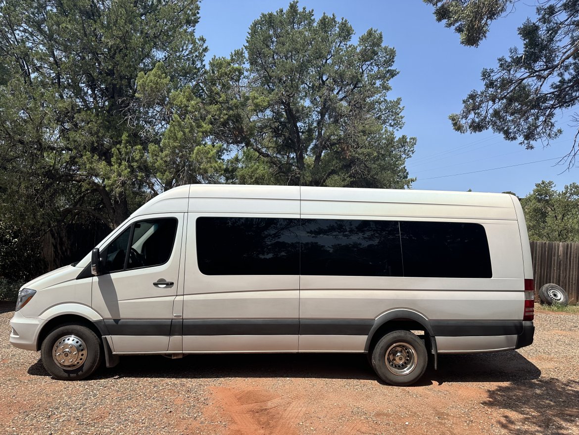 2014 Mercedes-Benz Sprinter 3500 - Clean and Customizable - Photo 2