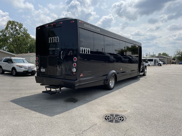 2017 Tiffany Coachbuilders Ford F-550 Limo Bus