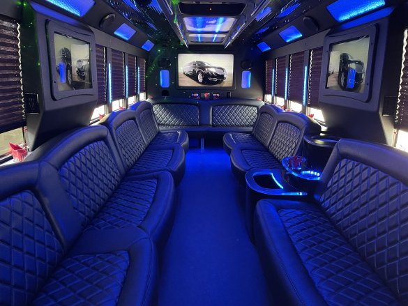 2017 Tiffany Coachbuilders Ford F-550 Limo Bus