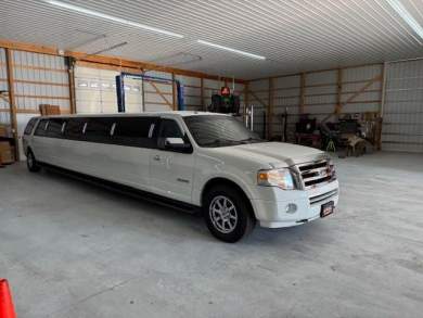 2008 Great Lakes   Ford Expedition  Limousine