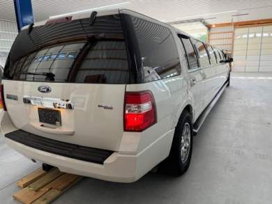 2008 Great Lakes   Ford Expedition  Limousine