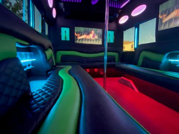 2011 Newly Converted Mobile Nightclub