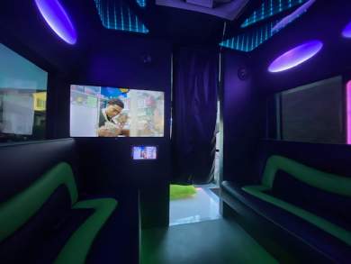 2011 Newly Converted Mobile Nightclub