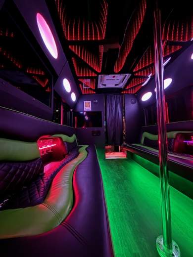 2011 Newly Converted Mobile Nightclub