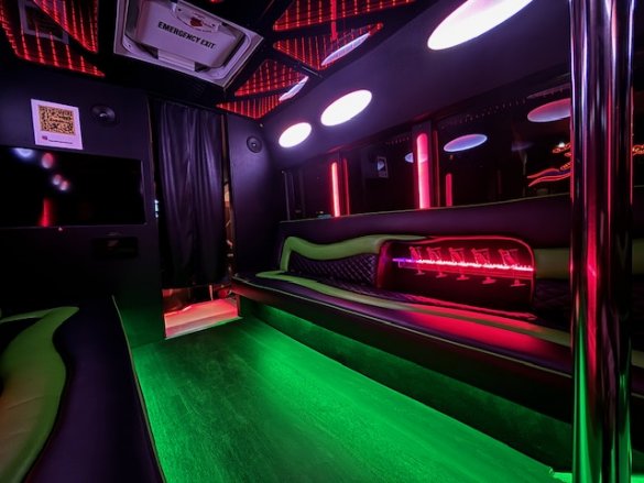 2011 Newly Converted Mobile Nightclub