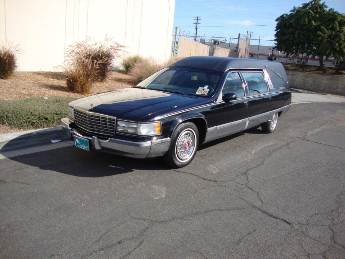 Funeral for sale: 1993 Cadillac Fleetwood by Eureka