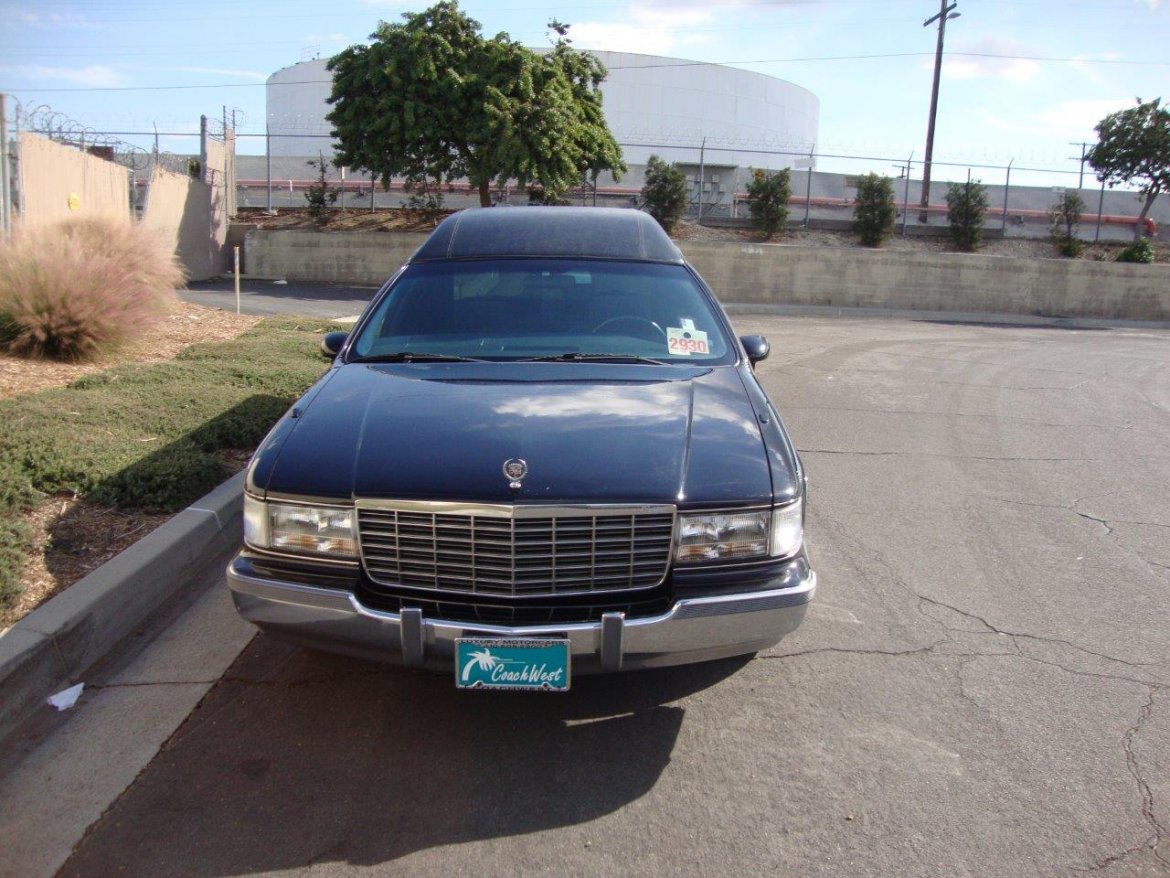 Photo of Funeral for sale: 1993 Cadillac Fleetwood by Eureka