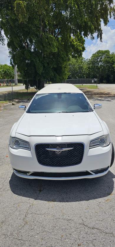 2016 Blackstone Chrysler 300 Limousine