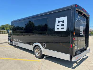 2014 LGE Ford E450 Limo Bus