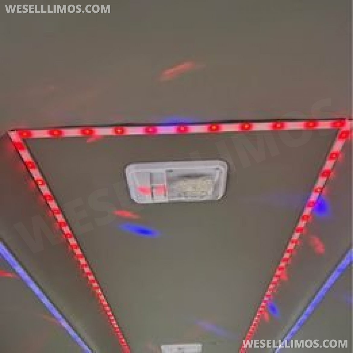 2005 Turtle Top Ford E350 Limo Bus - Photo 4