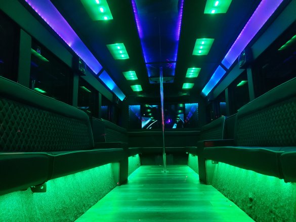 2012 Glaval Ford F650 superduty  Limo Bus