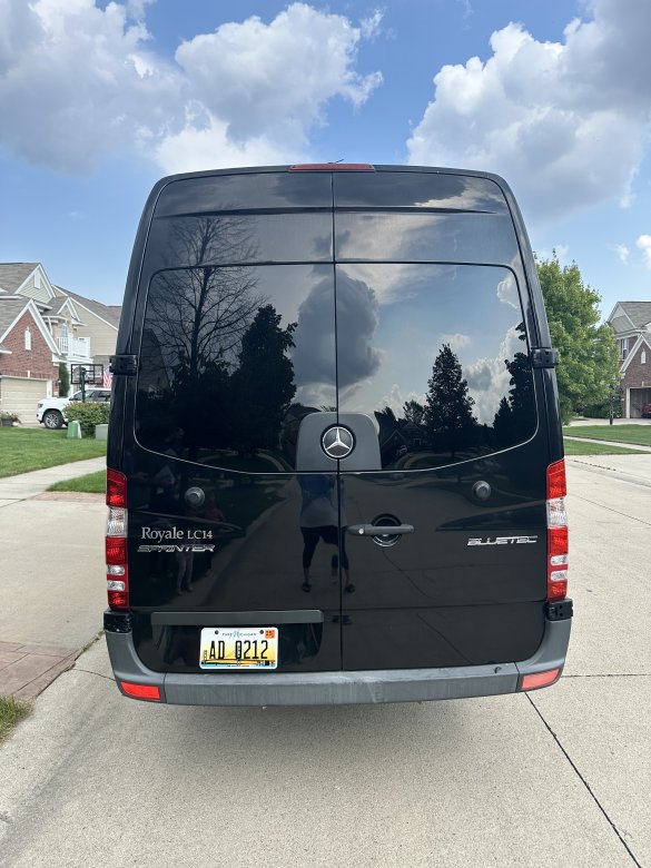 2015 Royale Mercedes-Benz Sprinter 3500 Limo Bus