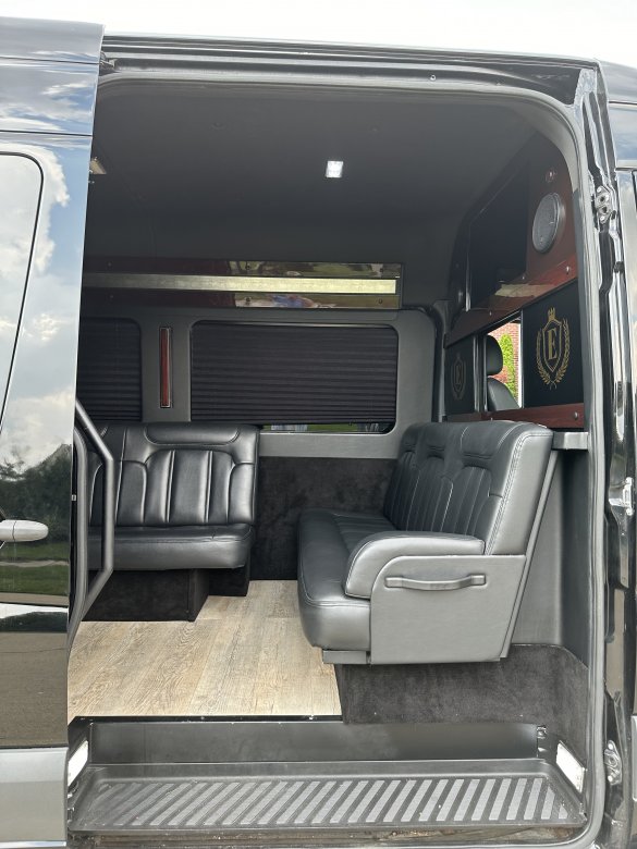 2015 Royale Mercedes-Benz Sprinter 3500 Limo Bus