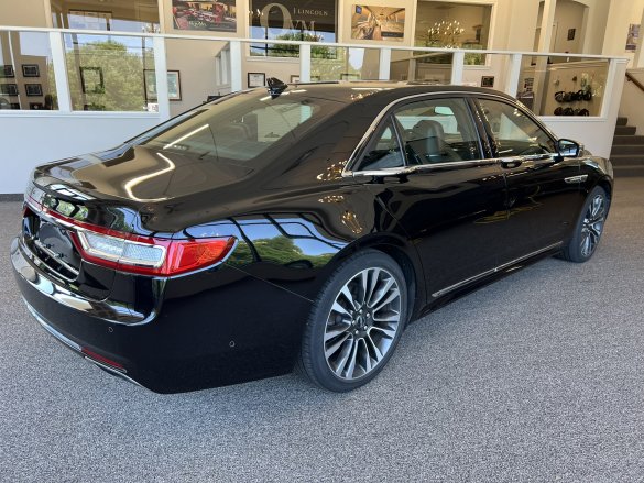 2020 Lincoln Continental Reserve Sedan