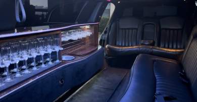 2007 Lincoln Town Car Limousine